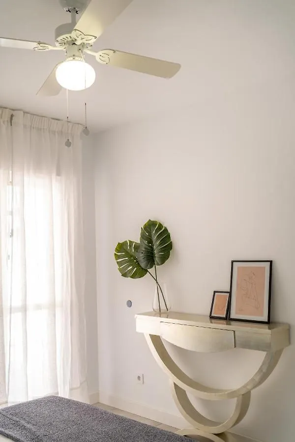 Delux And Contemporary Apartament Fuengirola