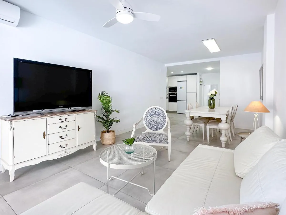 Delux And Contemporary Apartament Fuengirola